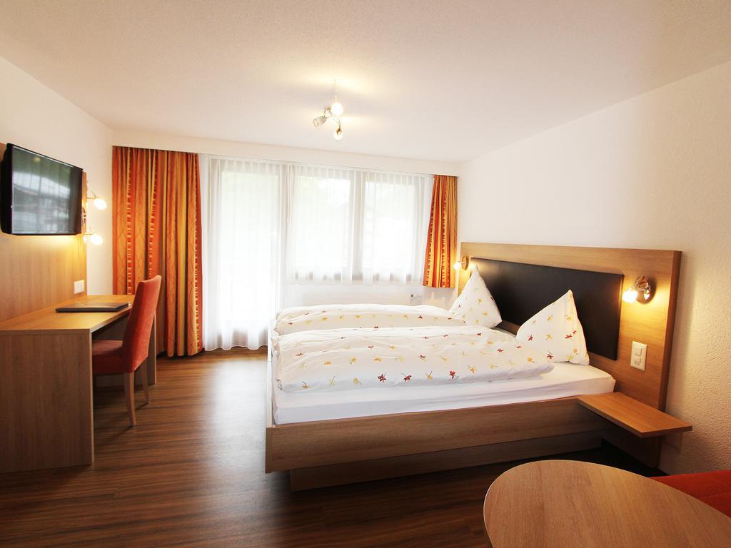 Hotel Monte-Moro Saas-Almagell Room photo