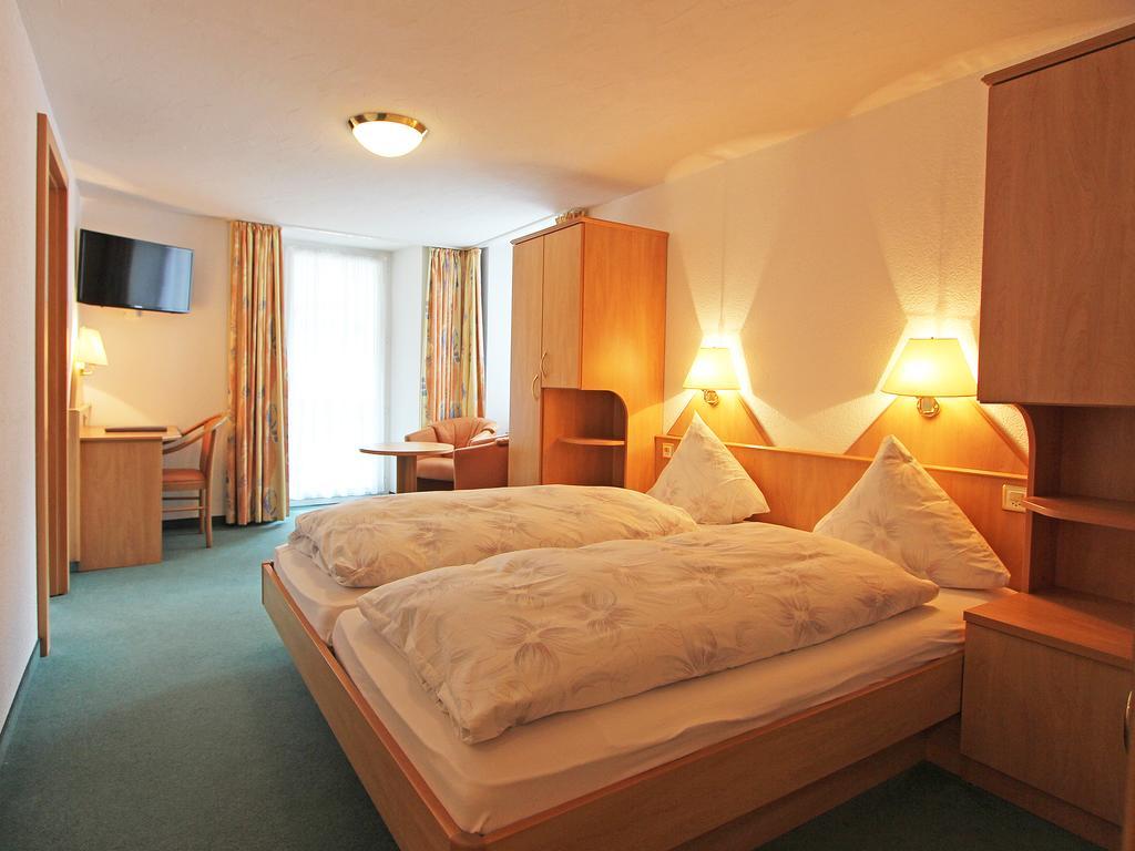 Hotel Monte-Moro Saas-Almagell Room photo