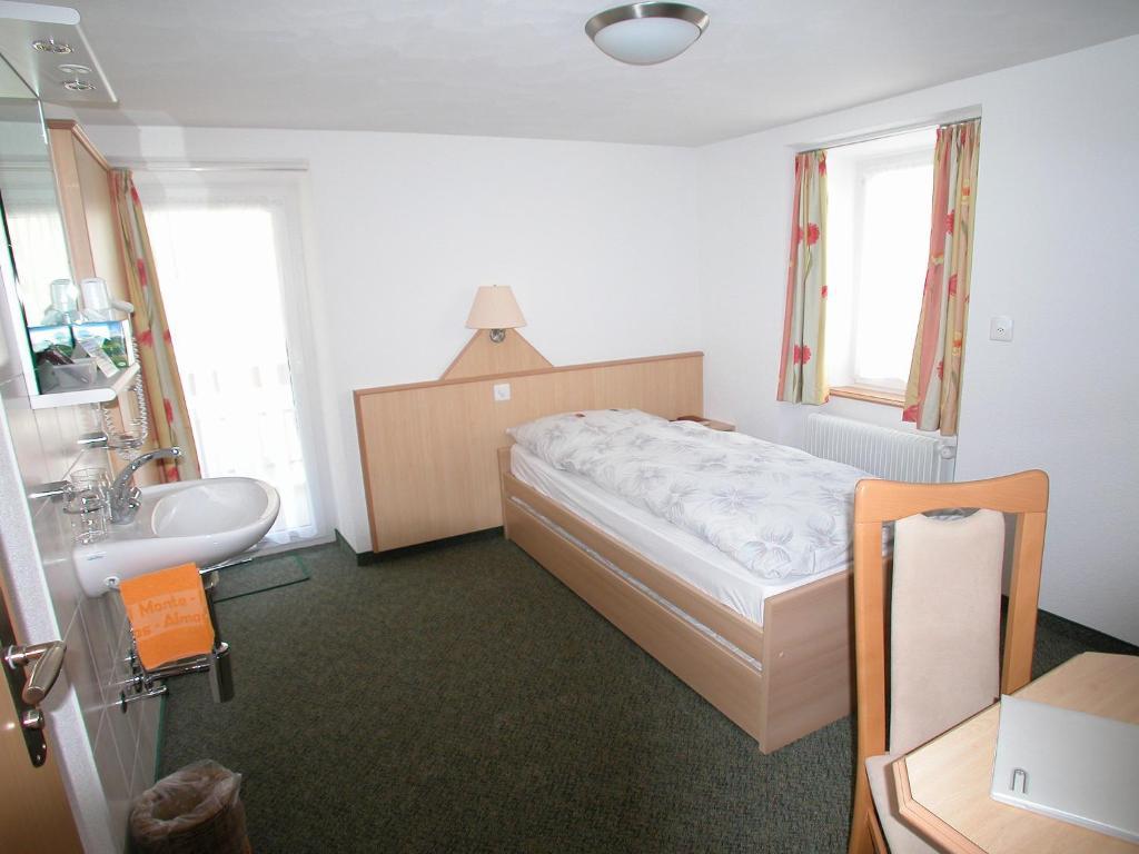 Hotel Monte-Moro Saas-Almagell Amenities photo